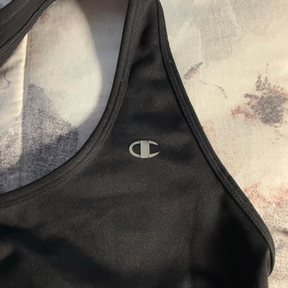 Champion Sports Bar - Picture 2 of 4